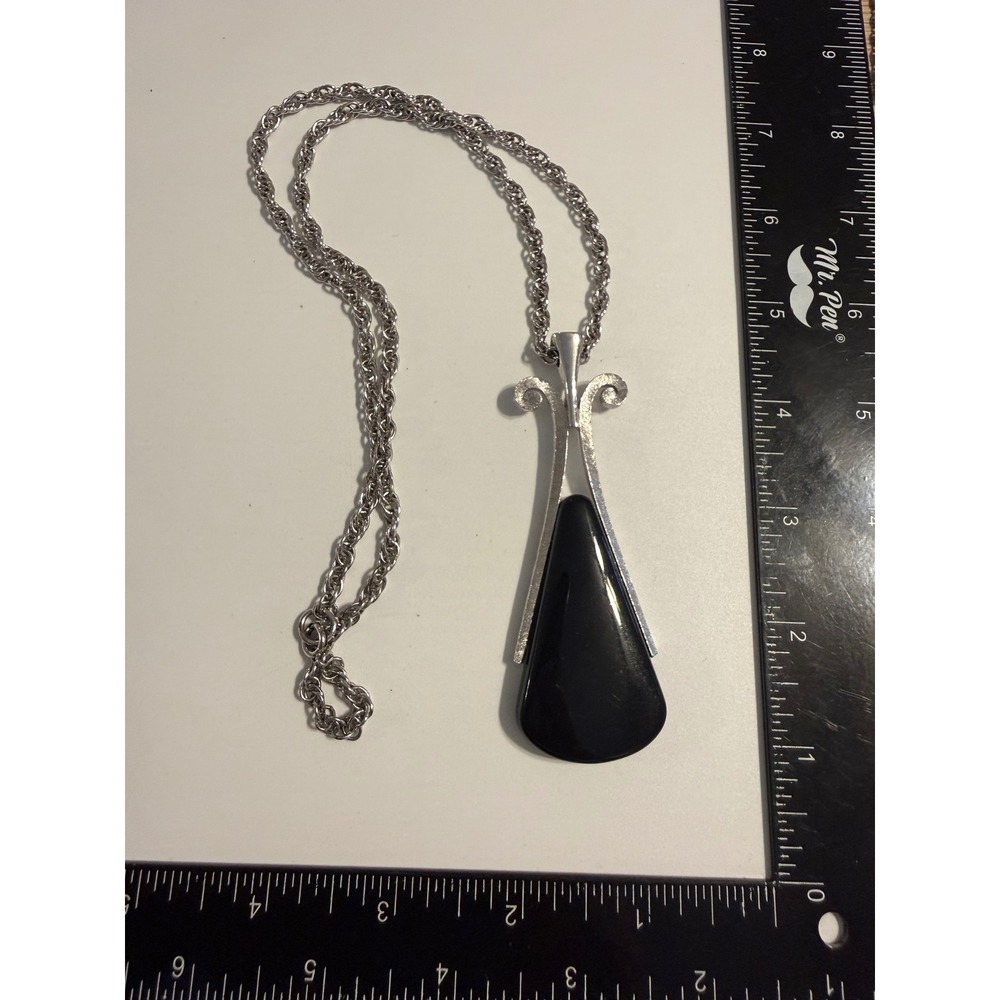 Vintage Avon Midnight Beauty Black Teardrop Pendant Silver Tone Rope Chain 24"